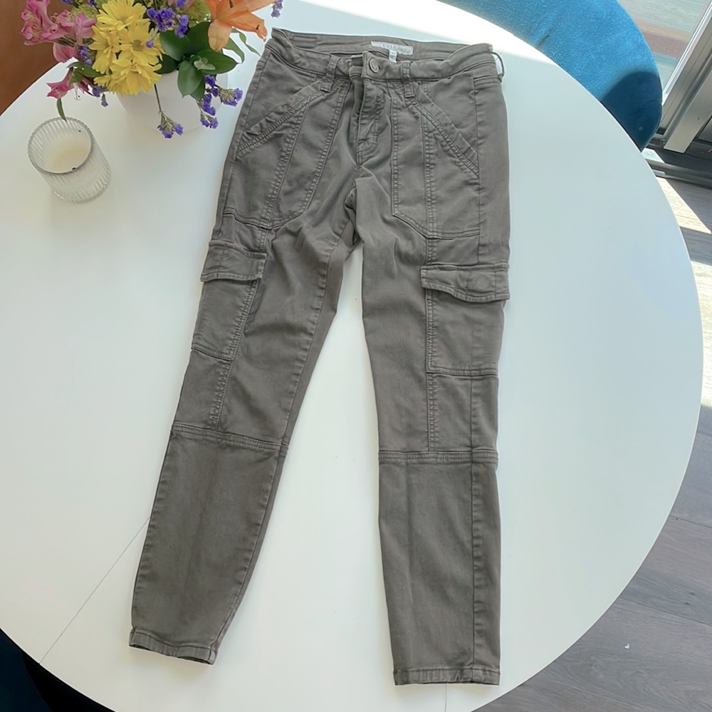 Joie army green pants
